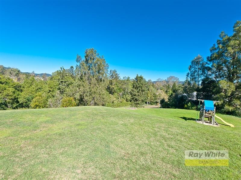 40 Greggs Road, Samford Valley QLD 4520