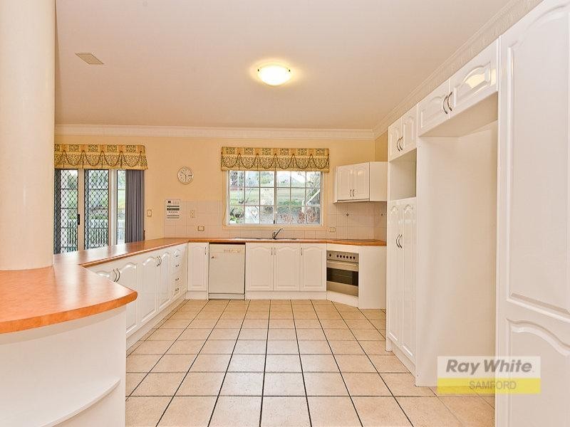 18 Showgrounds Drive, Highvale QLD 4520