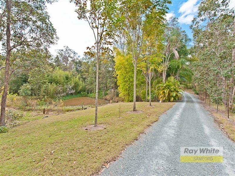 12 Grandview Court, Camp Mountain QLD 4520