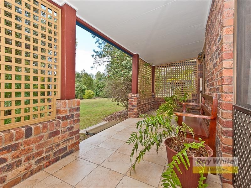 12 Grandview Court, Camp Mountain QLD 4520