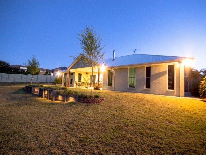12 Chalmers Court, Samford Village QLD 4520