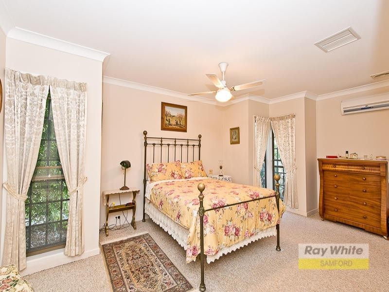 30 Richards Road, Camp Mountain QLD 4520