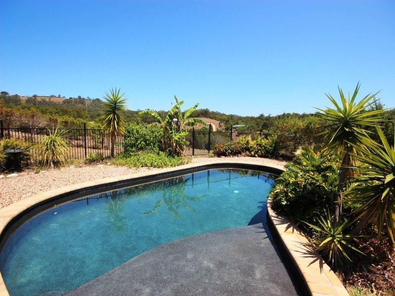 2 Brownlow Court, Cashmere QLD 4500