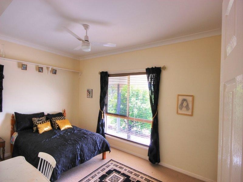 2 Brownlow Court, Cashmere QLD 4500