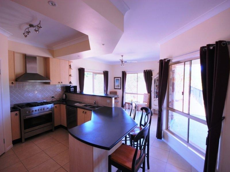 2 Brownlow Court, Cashmere QLD 4500