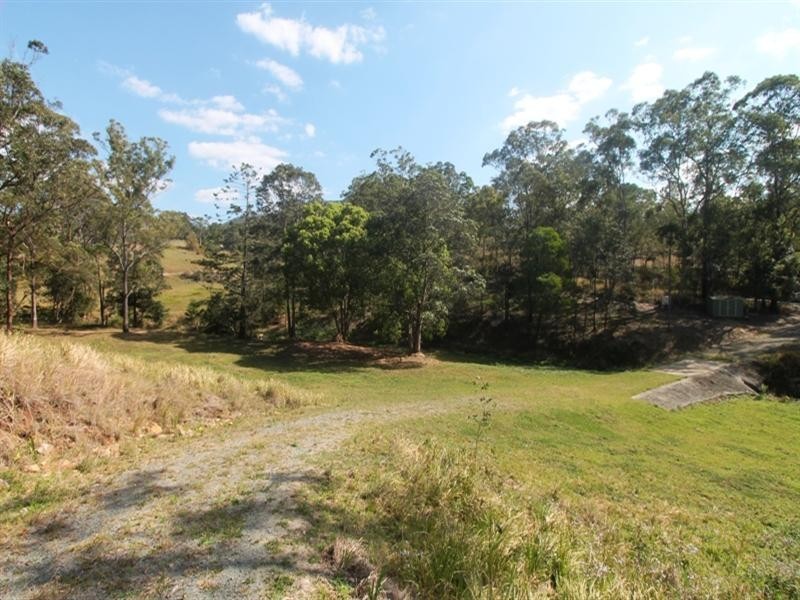 1/9 Halls Road, Cedar Creek QLD 4520