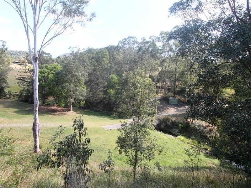 1/9 Halls Road, Cedar Creek QLD 4520