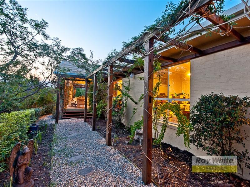 21 Pinewood Drive, Samford Valley QLD 4520