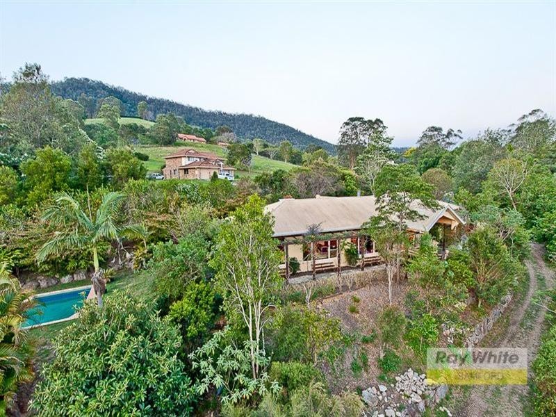 21 Pinewood Drive, Samford Valley QLD 4520