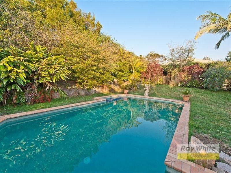 21 Pinewood Drive, Samford Valley QLD 4520