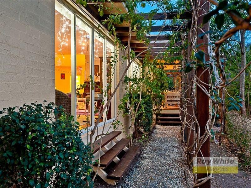 21 Pinewood Drive, Samford Valley QLD 4520