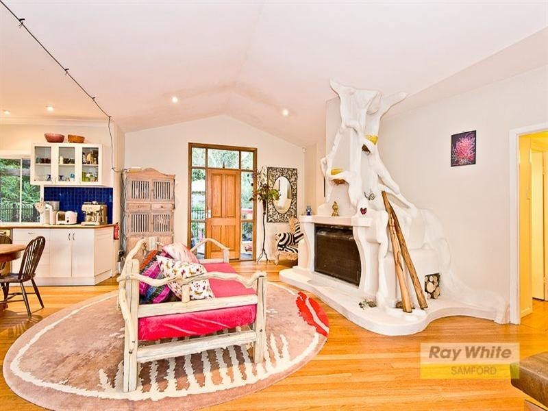 21 Pinewood Drive, Samford Valley QLD 4520