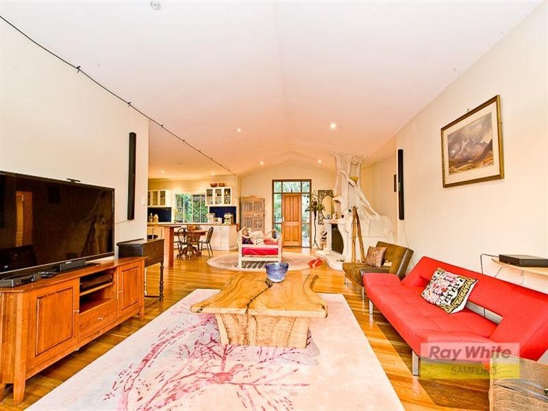 21 Pinewood Drive, Samford Valley QLD 4520