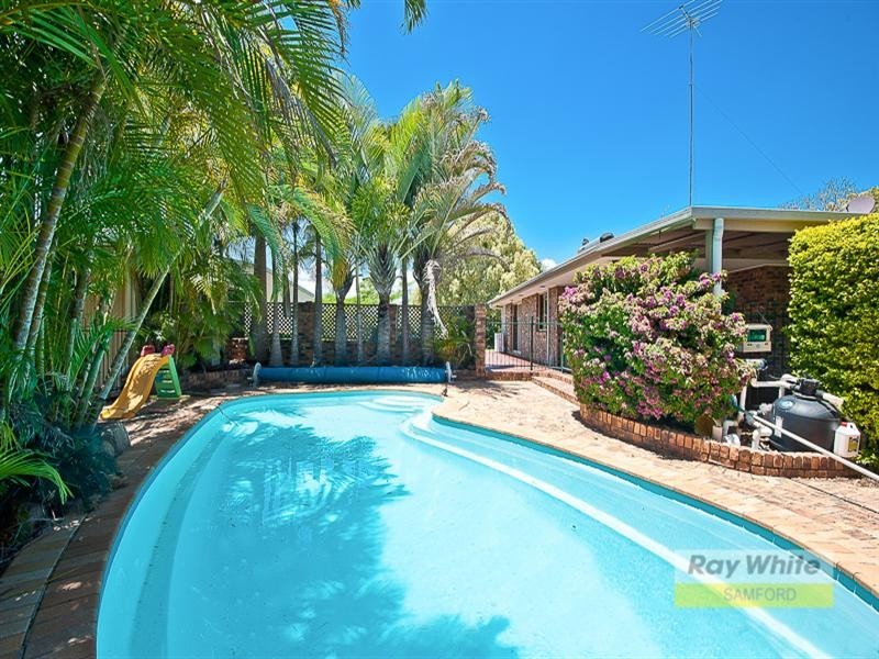77 Albert Road, Draper QLD 4520