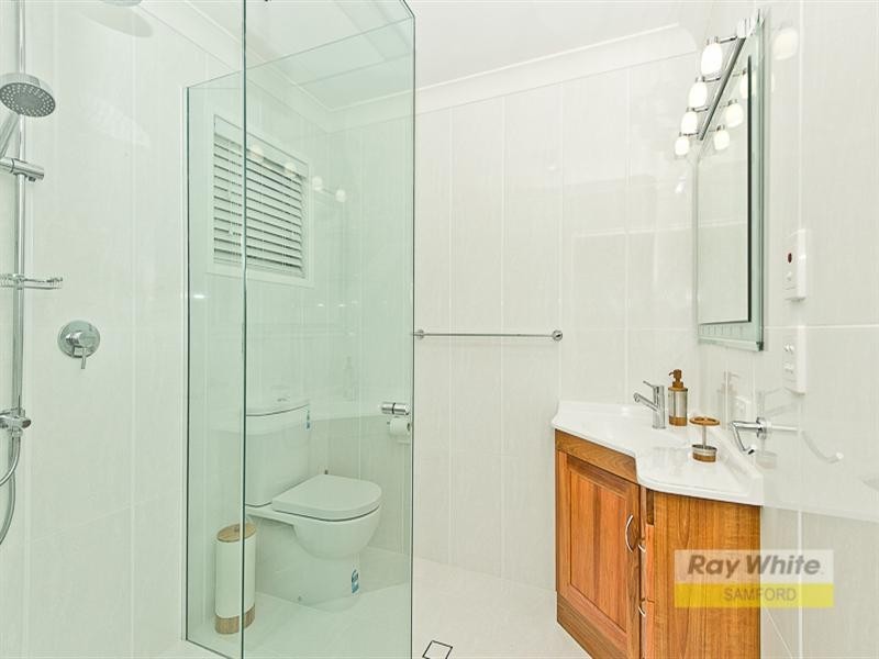 77 Albert Road, Draper QLD 4520