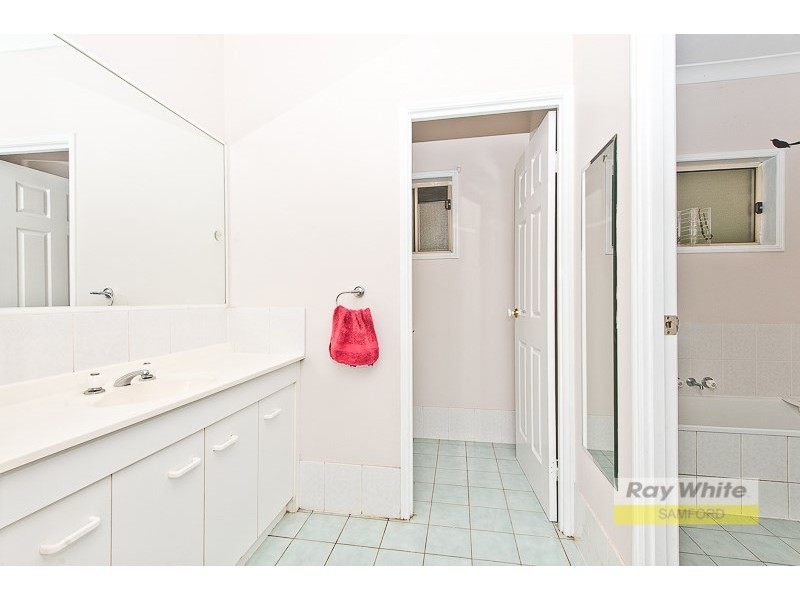 39 Harland Road, Mount Glorious QLD 4520