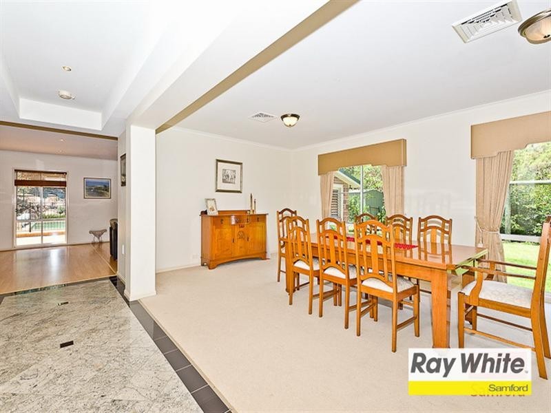 6 Smallwood Court, Samford Valley QLD 4520