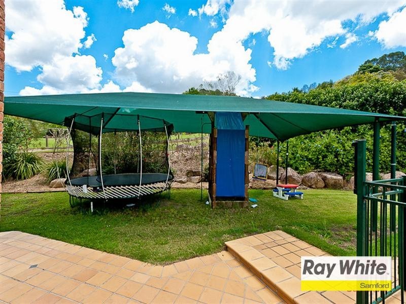 6 Smallwood Court, Samford Valley QLD 4520