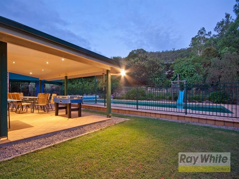 6 Smallwood Court, Samford Valley QLD 4520