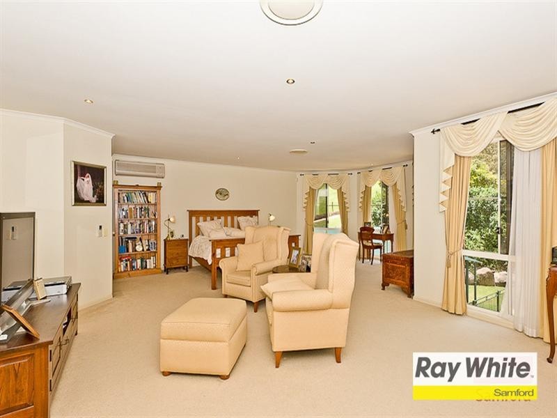 6 Smallwood Court, Samford Valley QLD 4520