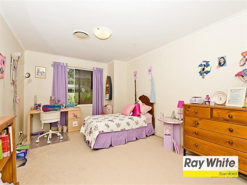 6 Smallwood Court, Samford Valley QLD 4520