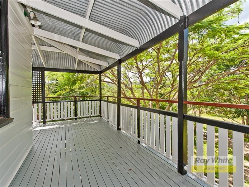 109 Buranda Road, Clear Mountain QLD 4500