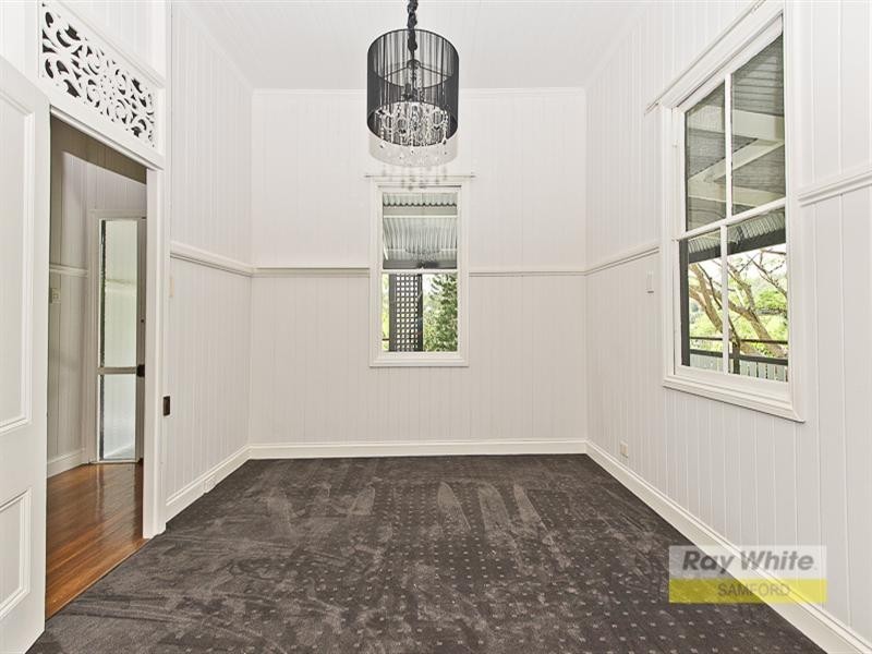 109 Buranda Road, Clear Mountain QLD 4500