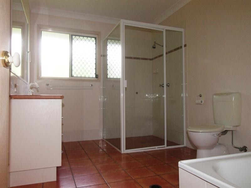 10 Silverwood Court, Ferny Hills QLD 4055