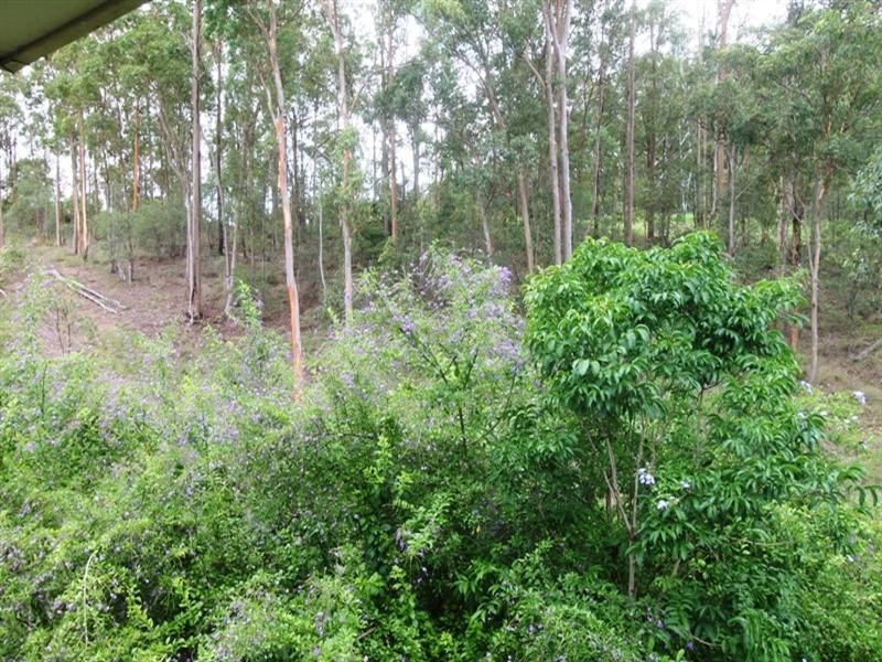 10 Silverwood Court, Ferny Hills QLD 4055