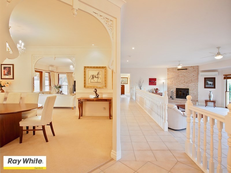 22 Stansell Court, Draper QLD 4520