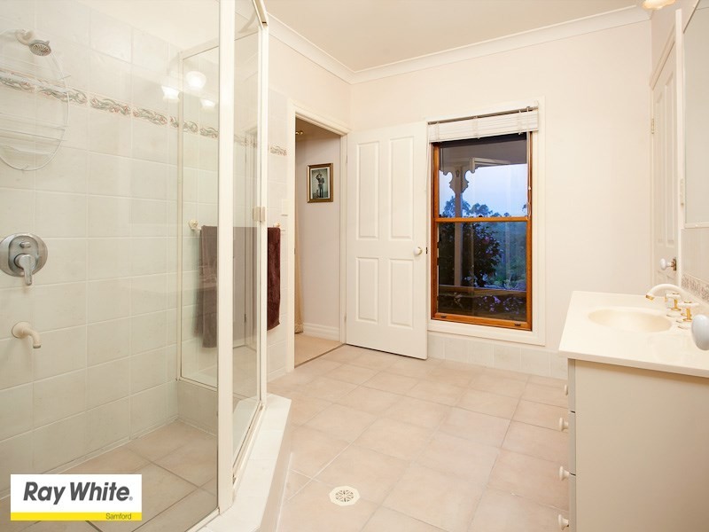 22 Stansell Court, Draper QLD 4520