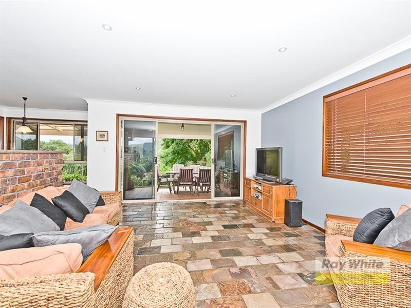 3 Autumnwood Court, Samford Valley QLD 4520