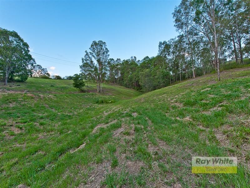 623 Eatons Crossing Road, Draper QLD 4520