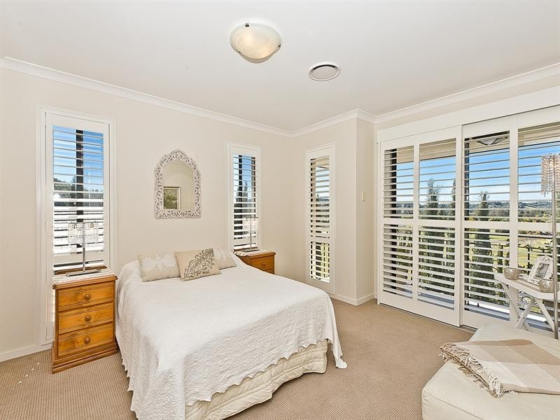 33 Warwick Lane, Samford Valley QLD 4520