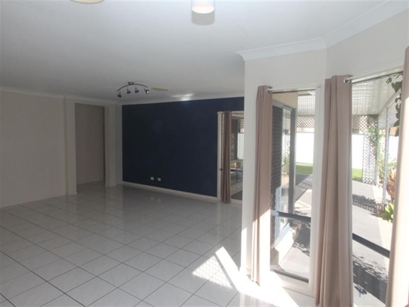 32 Pine Valley Drive, Joyner QLD 4500