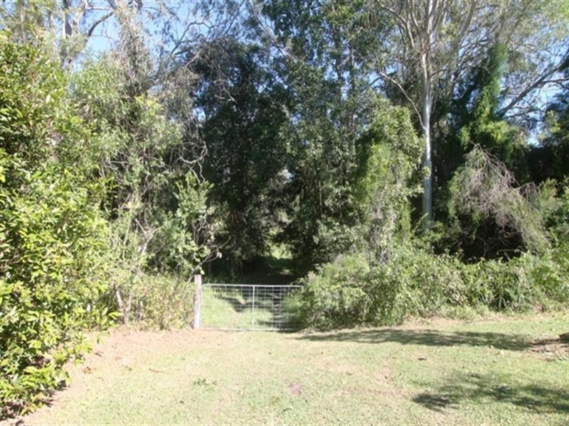 19 Richards Road, Camp Mountain QLD 4520