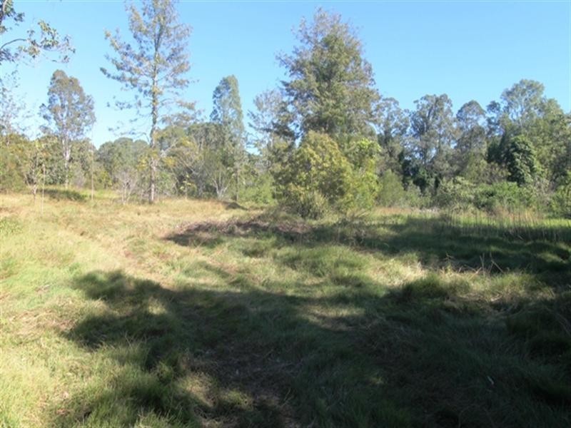 19 Richards Road, Camp Mountain QLD 4520