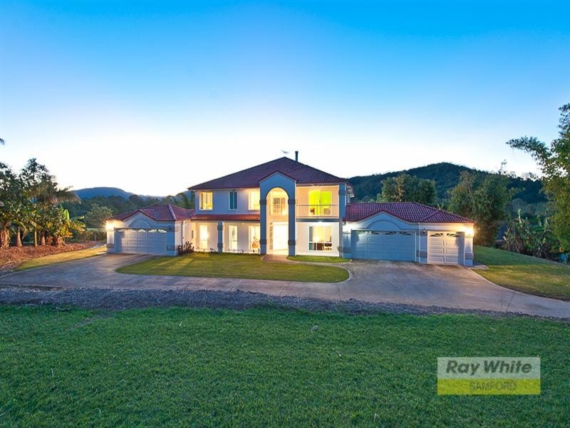 12 Cannington Court, Samford Valley QLD 4520