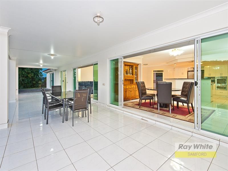 12 Cannington Court, Samford Valley QLD 4520
