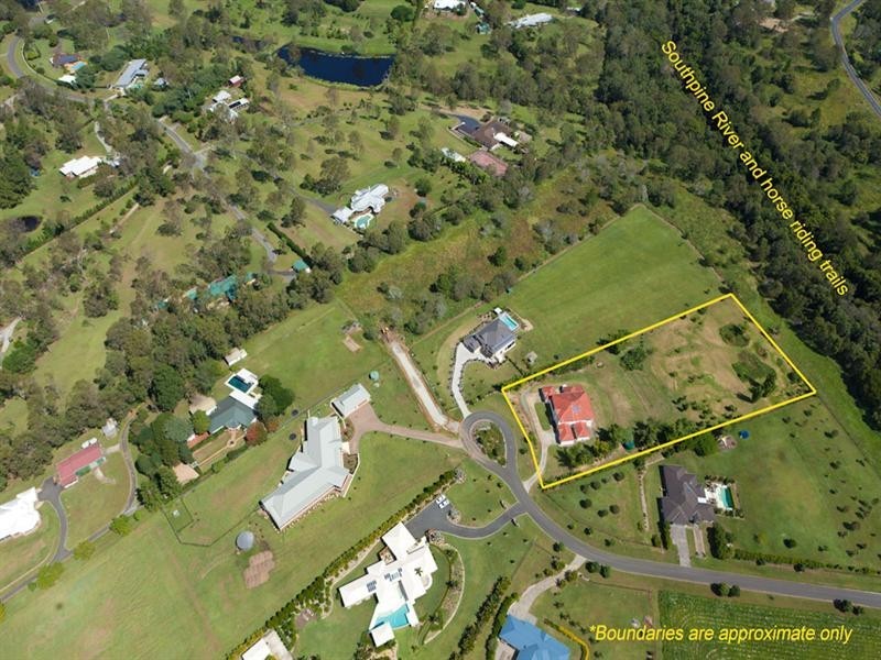 12 Cannington Court, Samford Valley QLD 4520