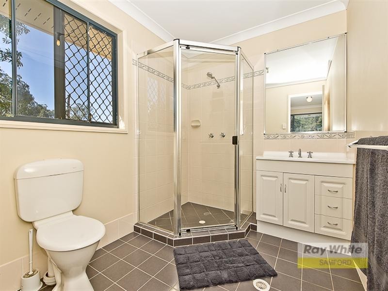 4 Kai Court, Cashmere QLD 4500