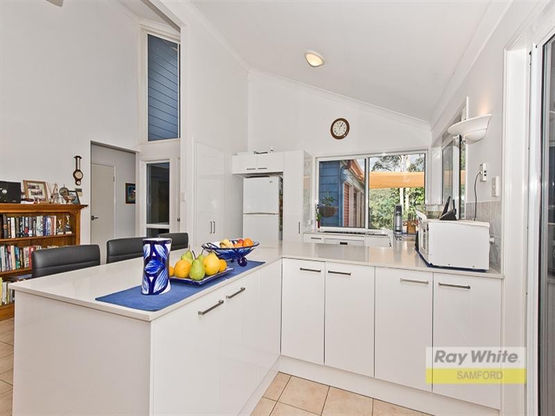 3 Mary Orr Court, Camp Mountain QLD 4520