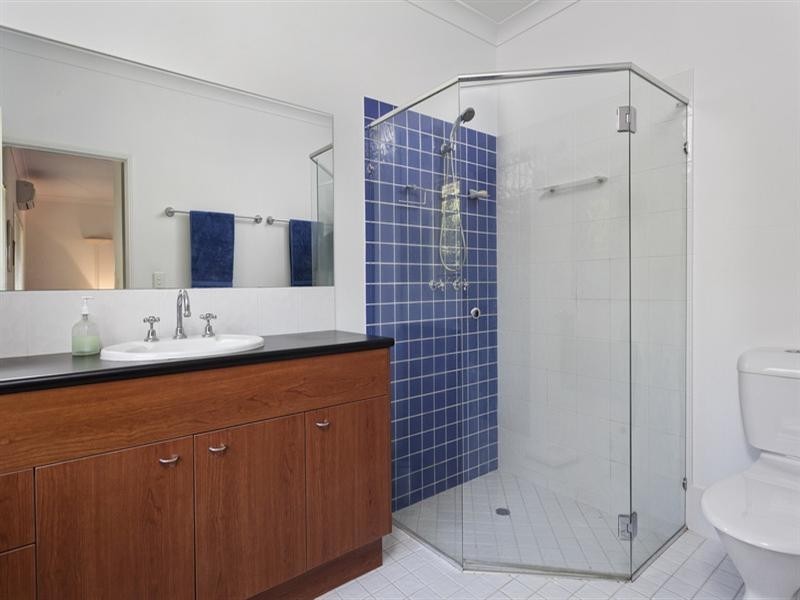 3 Mary Orr Court, Camp Mountain QLD 4520