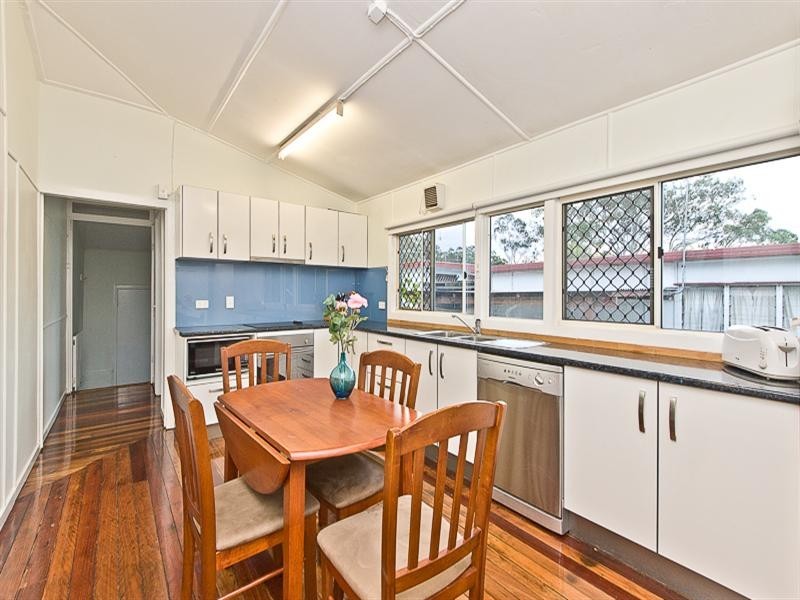 33 Lyndhurst Road, Boondall QLD 4034
