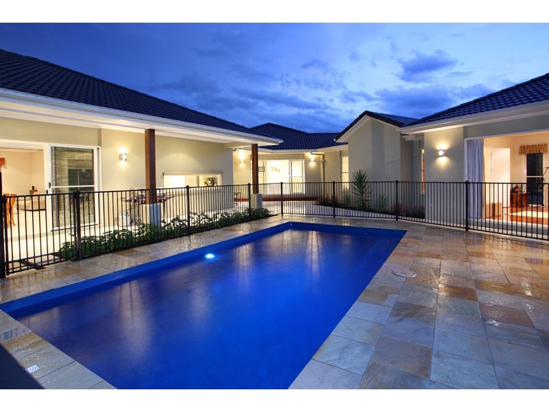 9 Tom Schmidt Drive, Samford QLD 4520