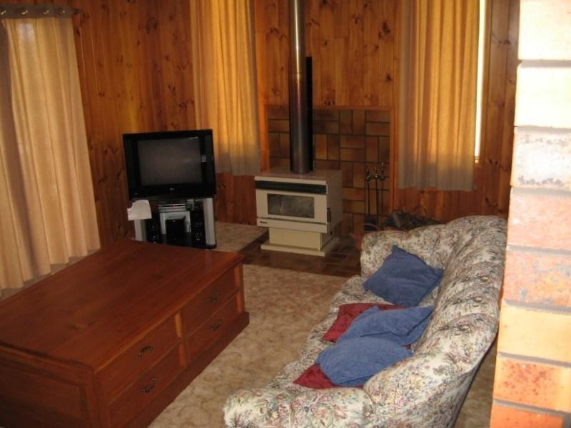 21 St Georges Road, St Georges Basin NSW 2540