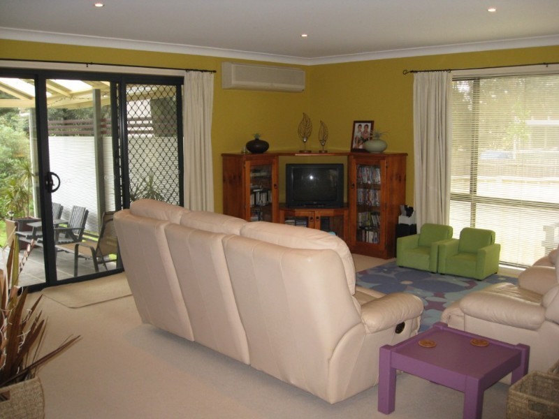 221 Macleans Point Road, Sanctuary Point NSW 2540