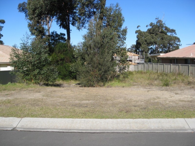 25 Turvey Crescent, St Georges Basin NSW 2540