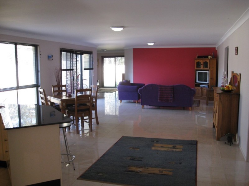 24 Maxwell Crescent, Sanctuary Point NSW 2540