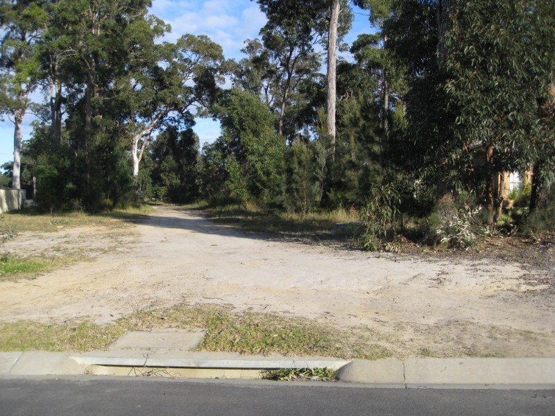 10 Carver Court, St Georges Basin NSW 2540